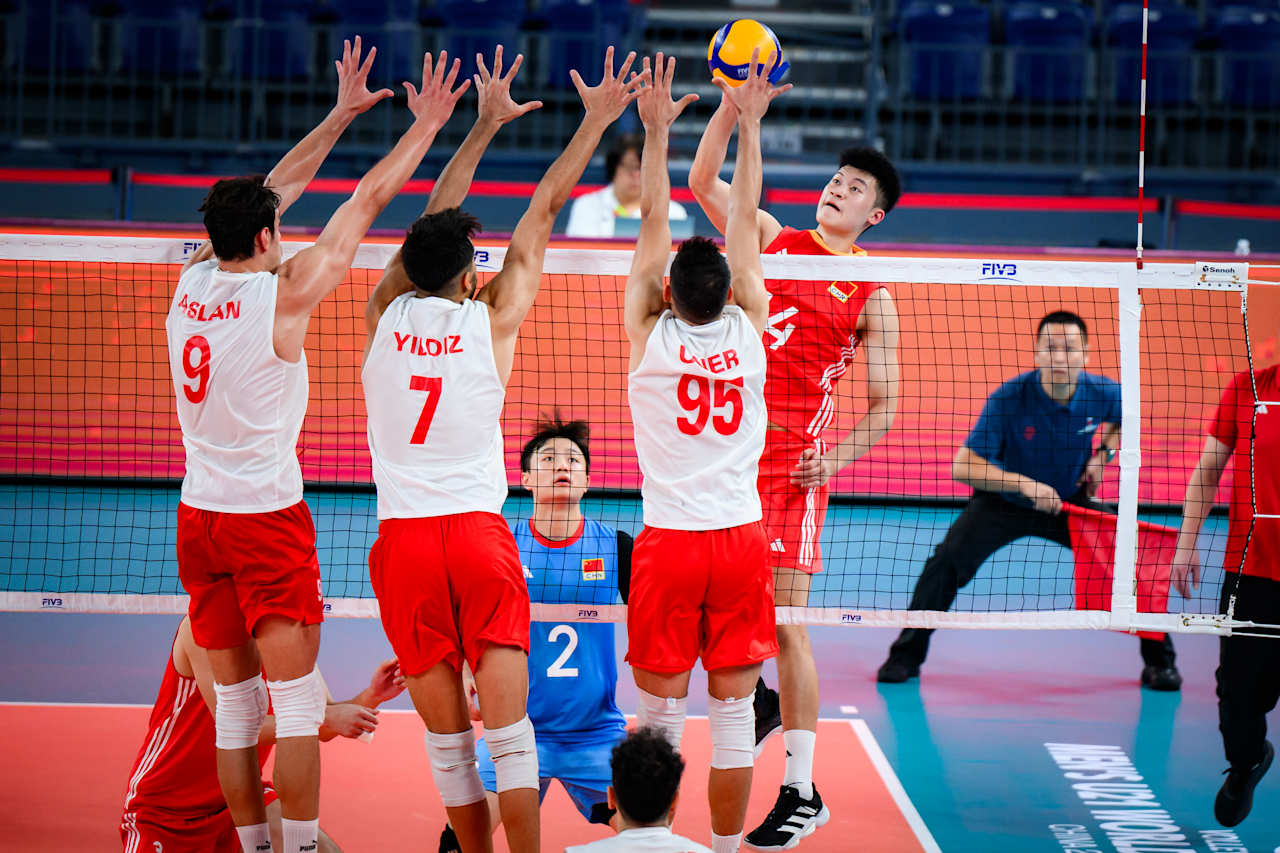 组织与后排, 略胜 组织与后排, 略胜