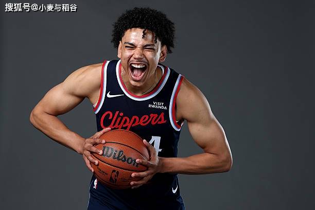 还能够承担, 他的表现也